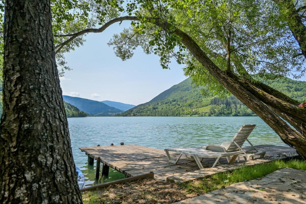 Forest Dream Lake House Яйце Екстериор снимка