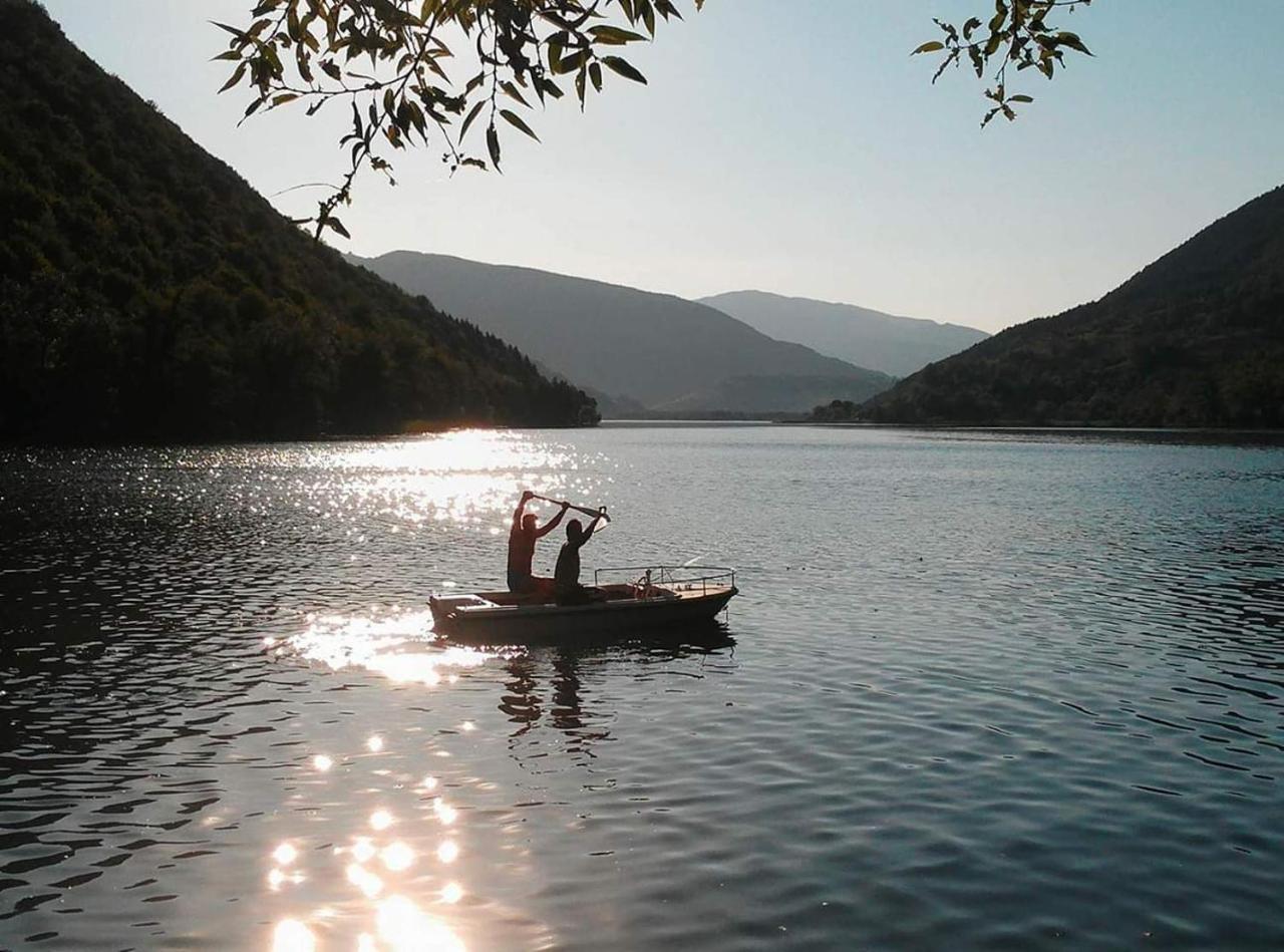 Forest Dream Lake House Яйце Екстериор снимка